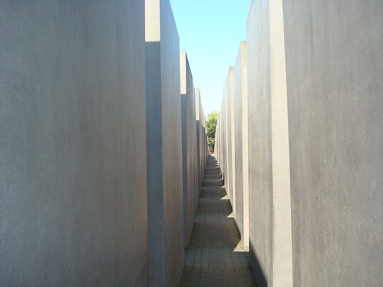 berlinomonolocausto2.jpg