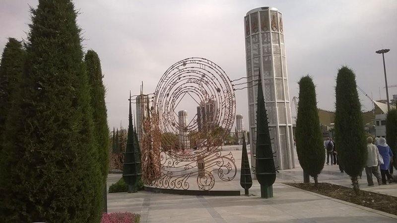 tabiatbridge.jpg