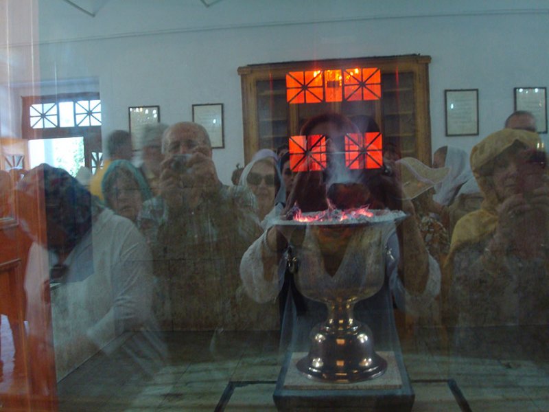 tempiodelfuoco.jpg