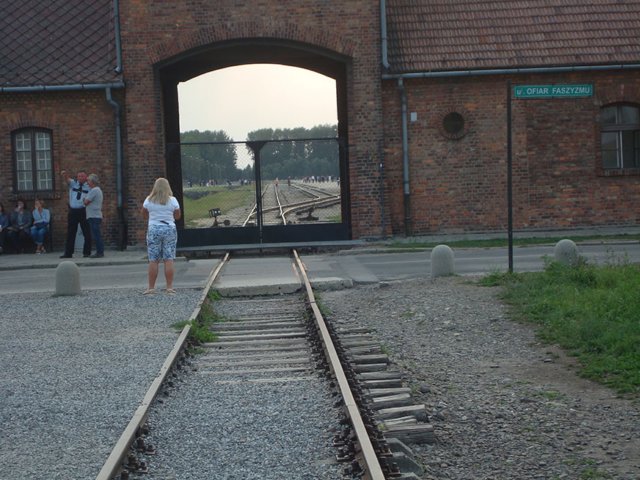 birknau2.jpg
