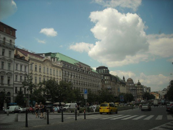 palazzicosteggianopiazzavenceslao.jpg