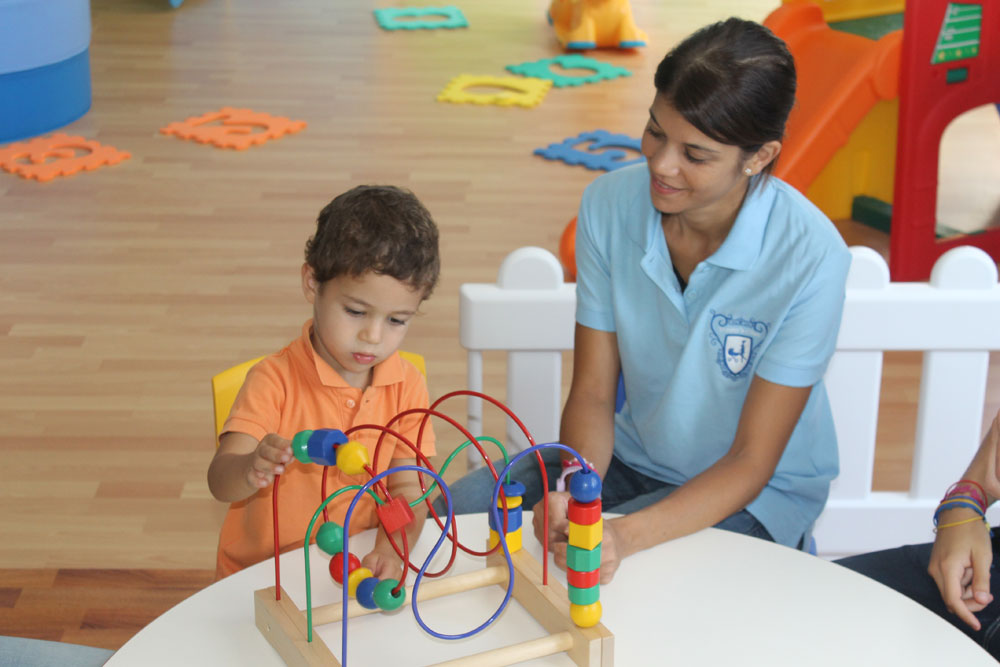 il bambino osserva, esplora, sperimenta...impara
